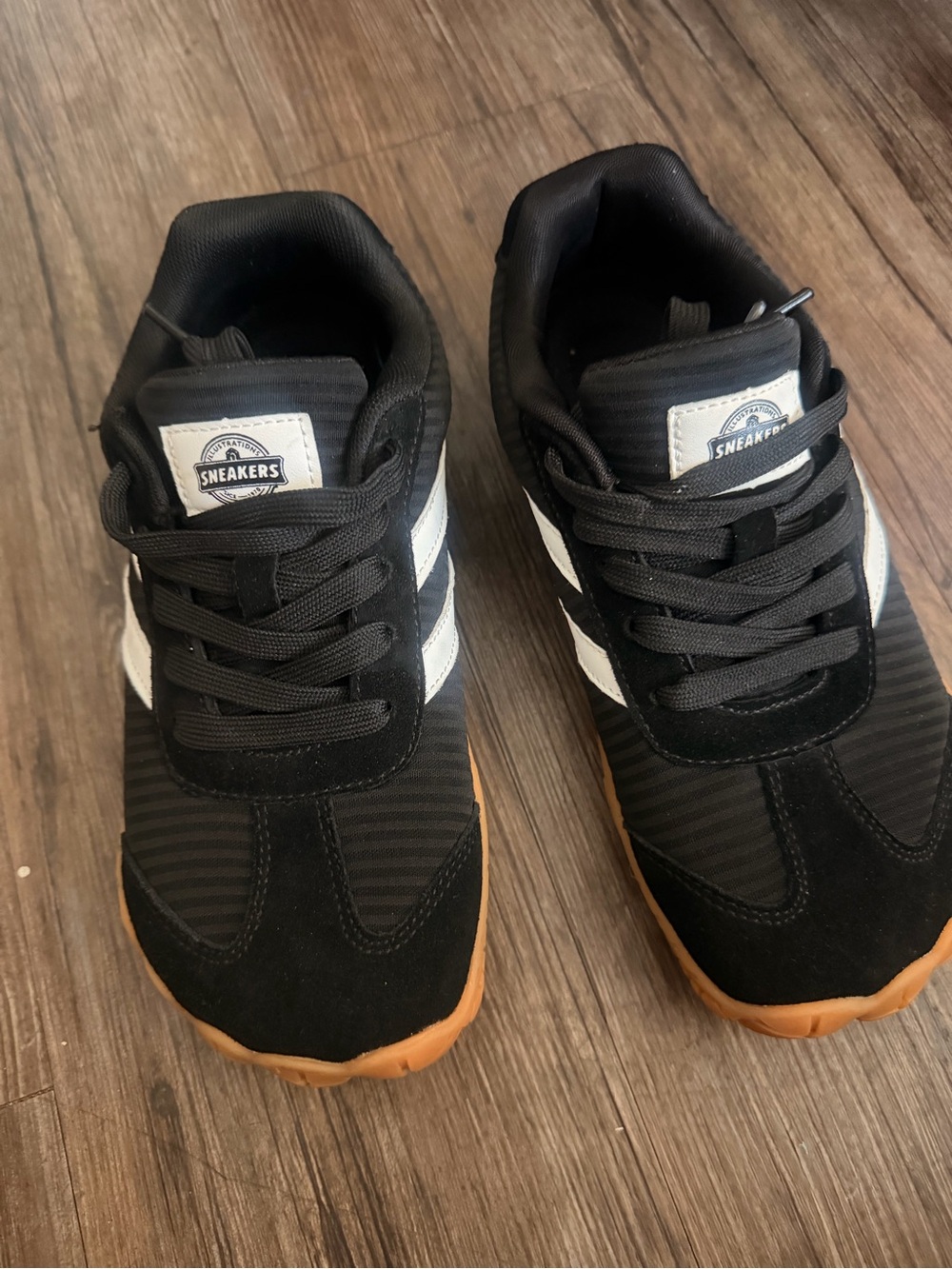 Kids Black and White with Gum Sole